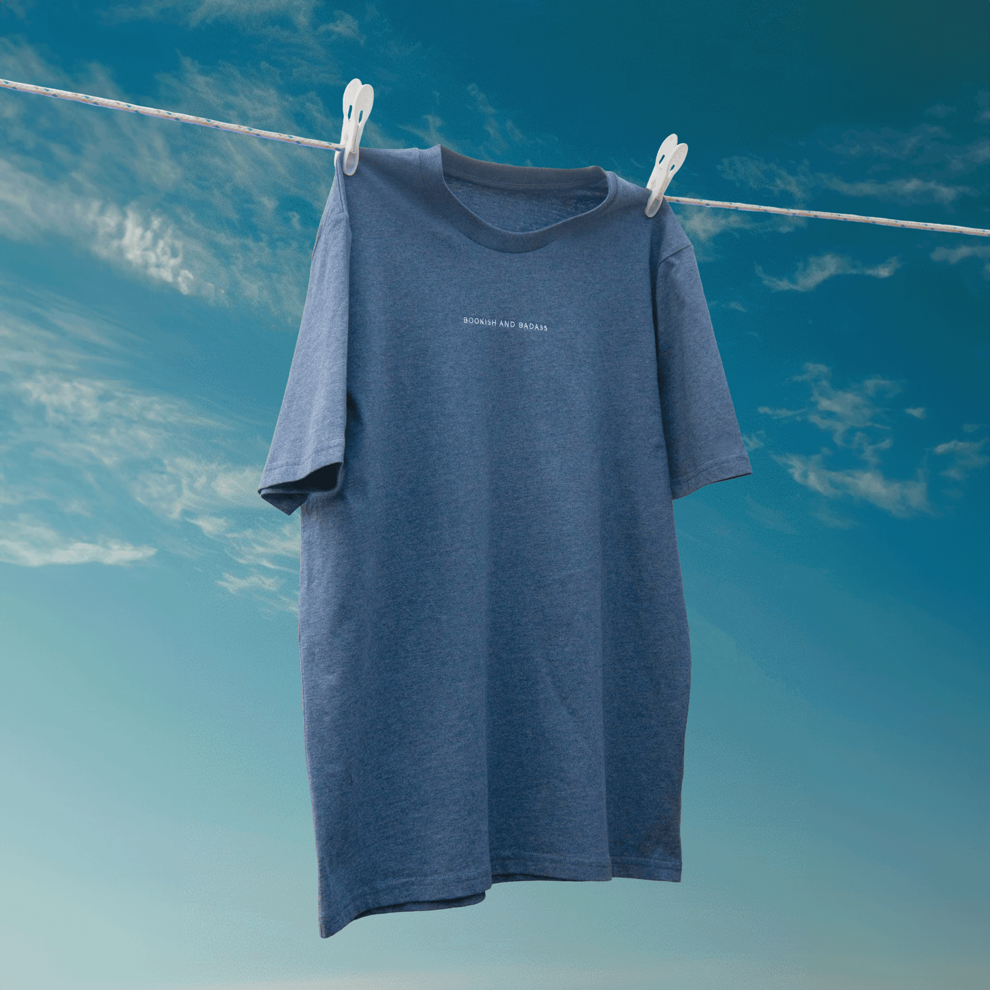 BOOKISH AND BADASS Unisex T-Shirt (gestickt)